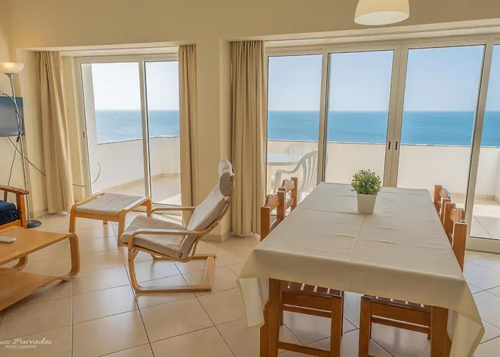 Mary Sea View Apartment Portimao